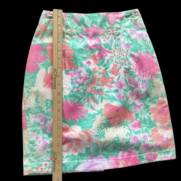 90’s Vintage Floral Skirt, Screams Spring Has Sprung - Picture 7 of 7